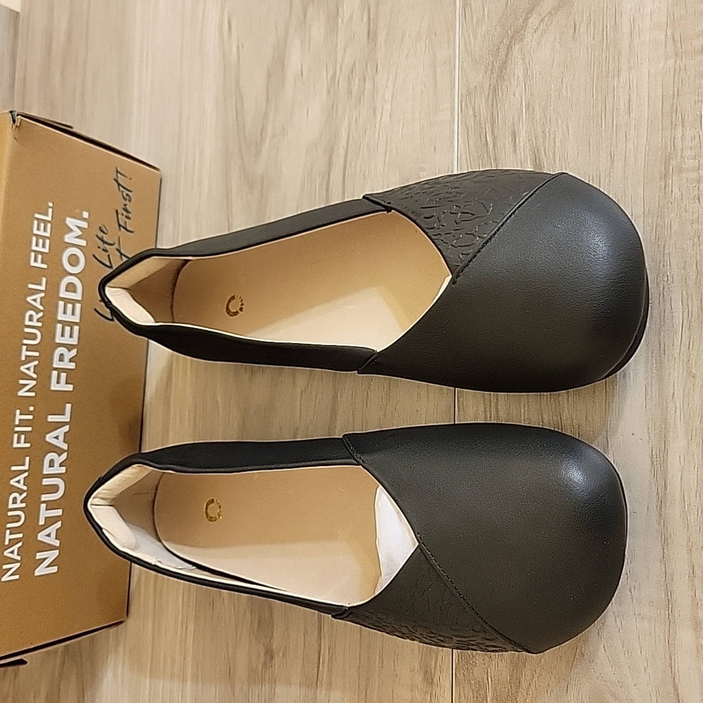 Xero Barefoot Shoes Phoenix Leather - Women's Dressy Flat